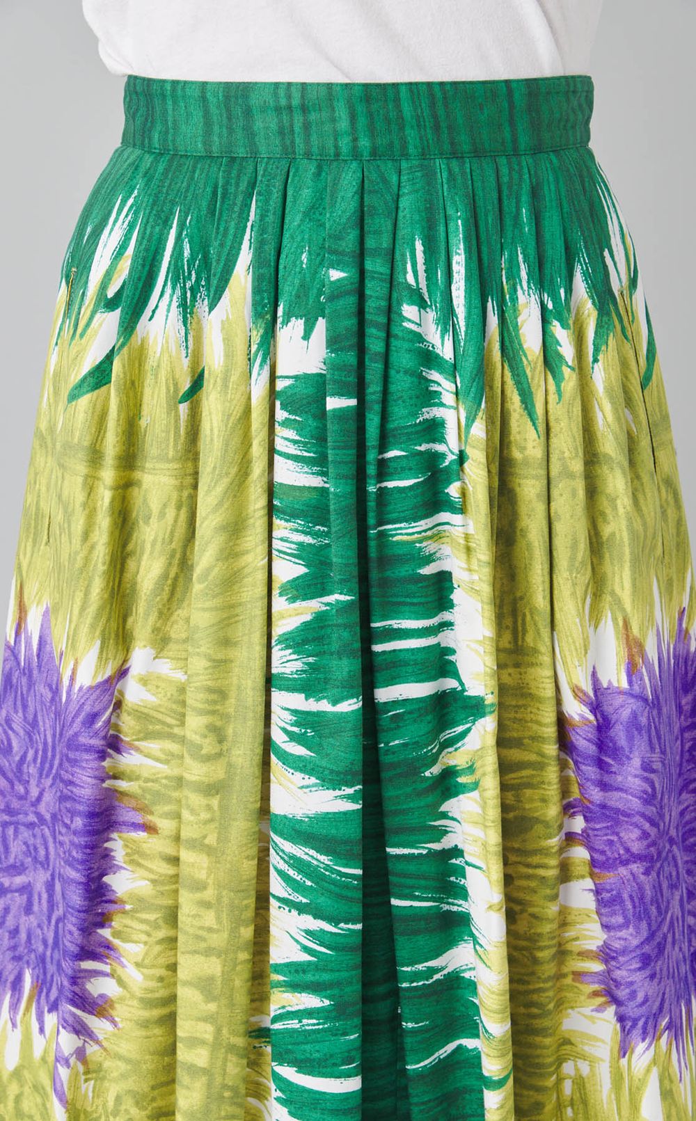 アブストラクトプリントギャザースカート