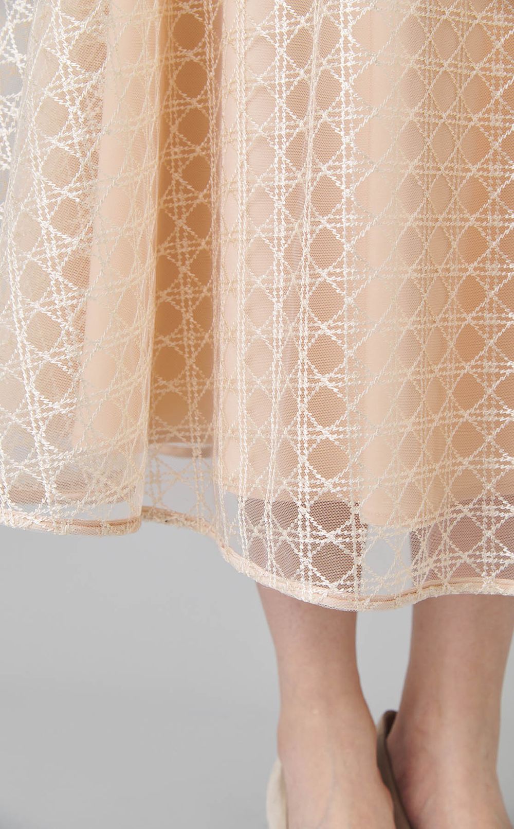 ジレ&チュールスカート