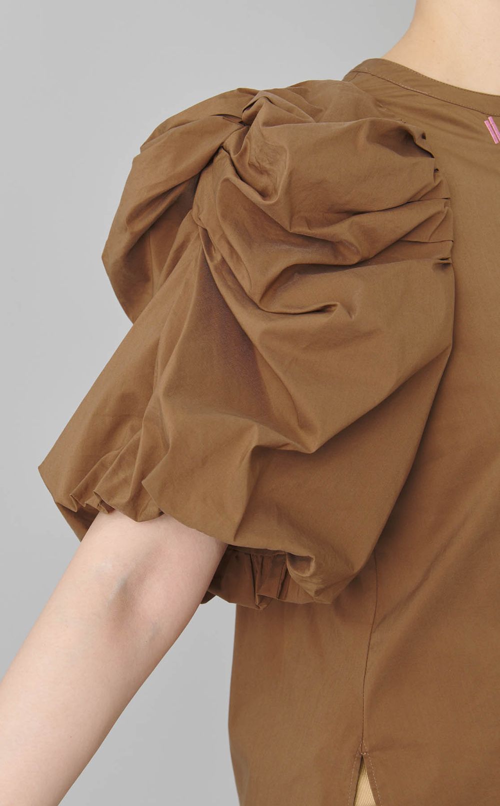 【reADdress】刺繍ブラウス