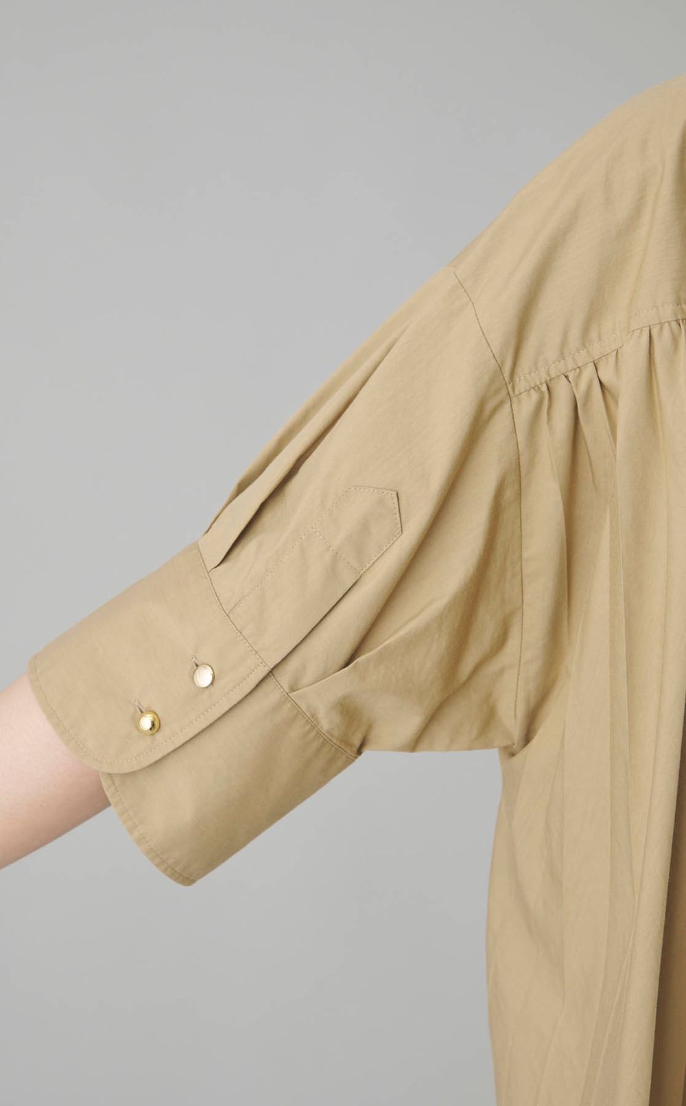 【reADdress】バックギャザーシャツ