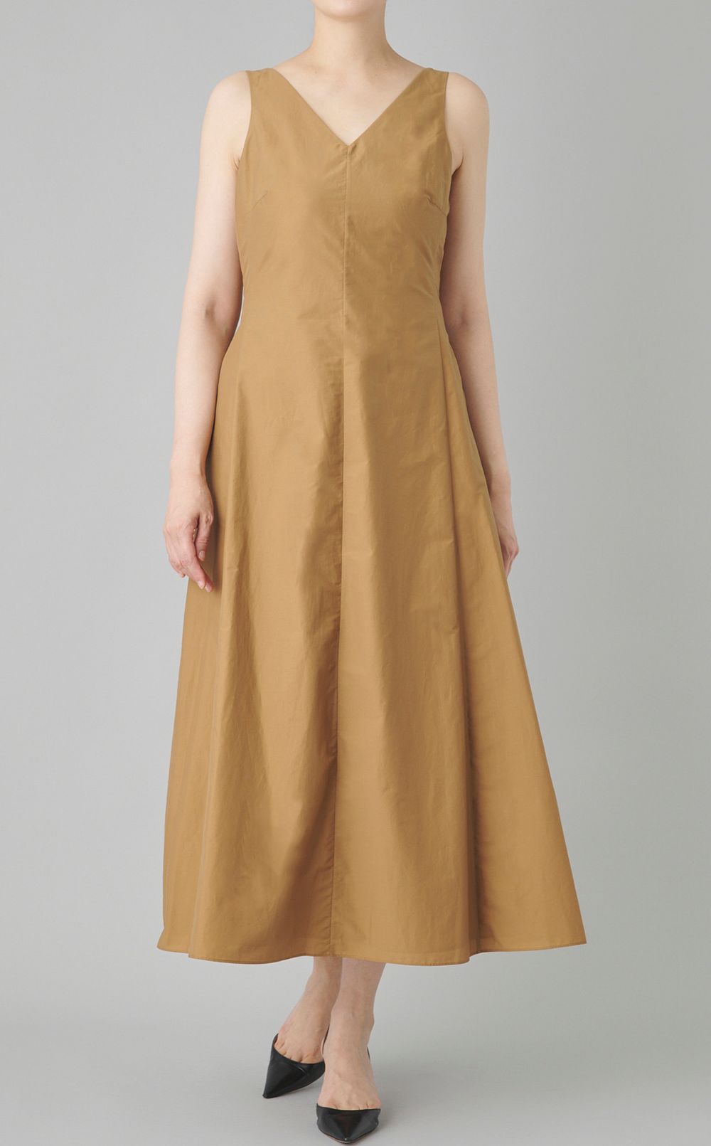 Vネックバックオープンワンピース