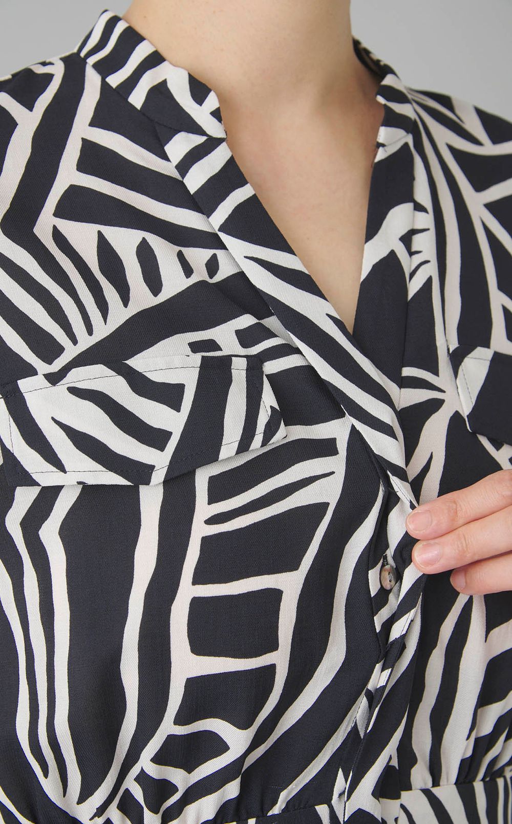 アニマルプリントシャツワンピース