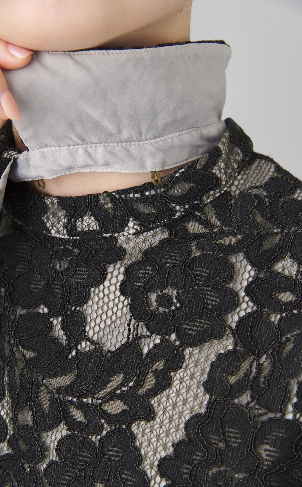 【reADdress】ケープ風レースワンピース