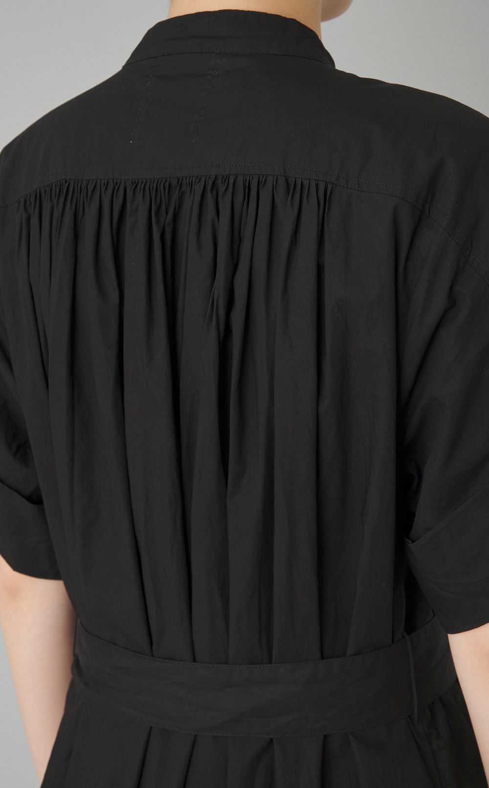 【reADdress】スタンドカラー半袖シャツワンピース