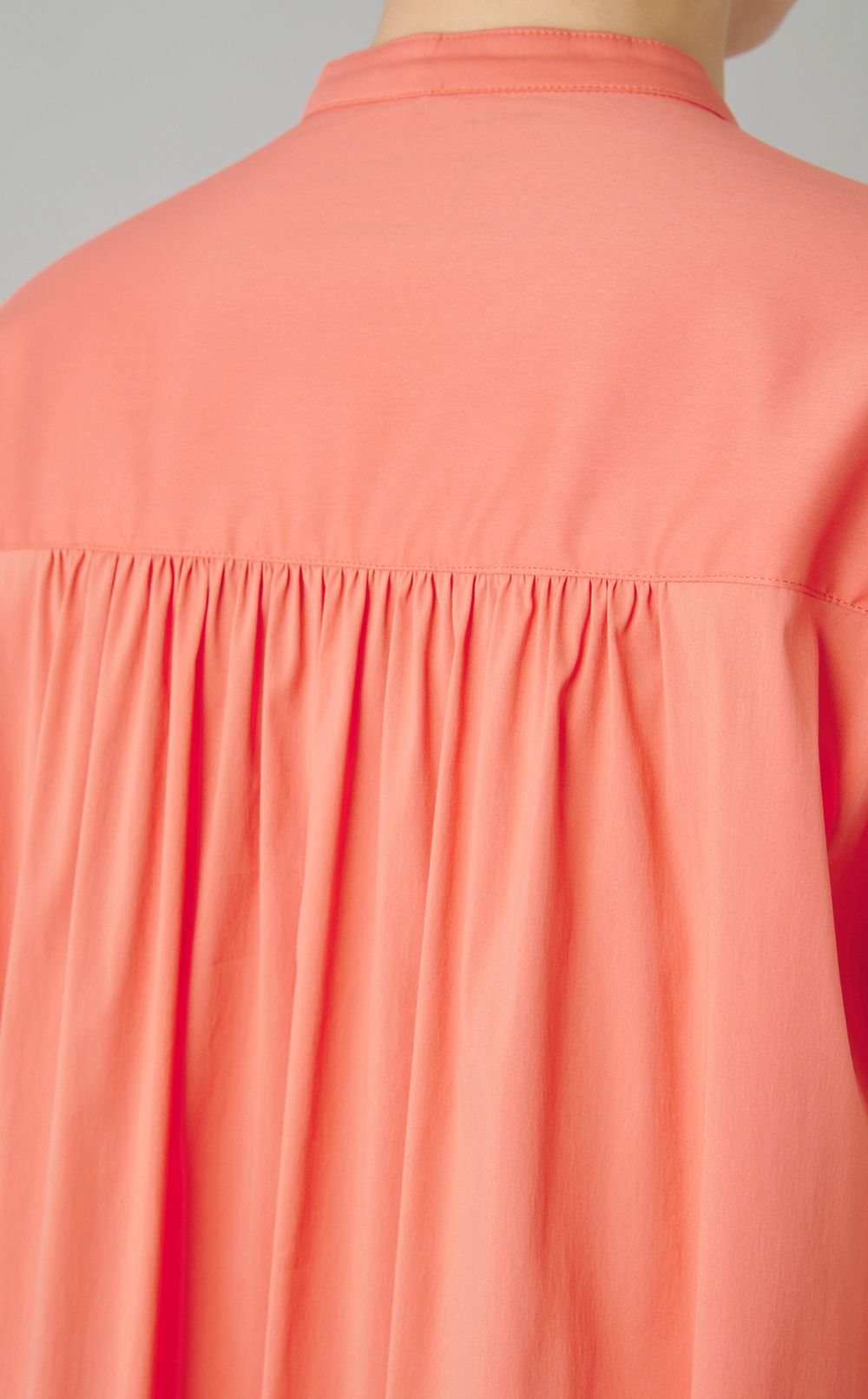 フロントギャザーシャツワンピース