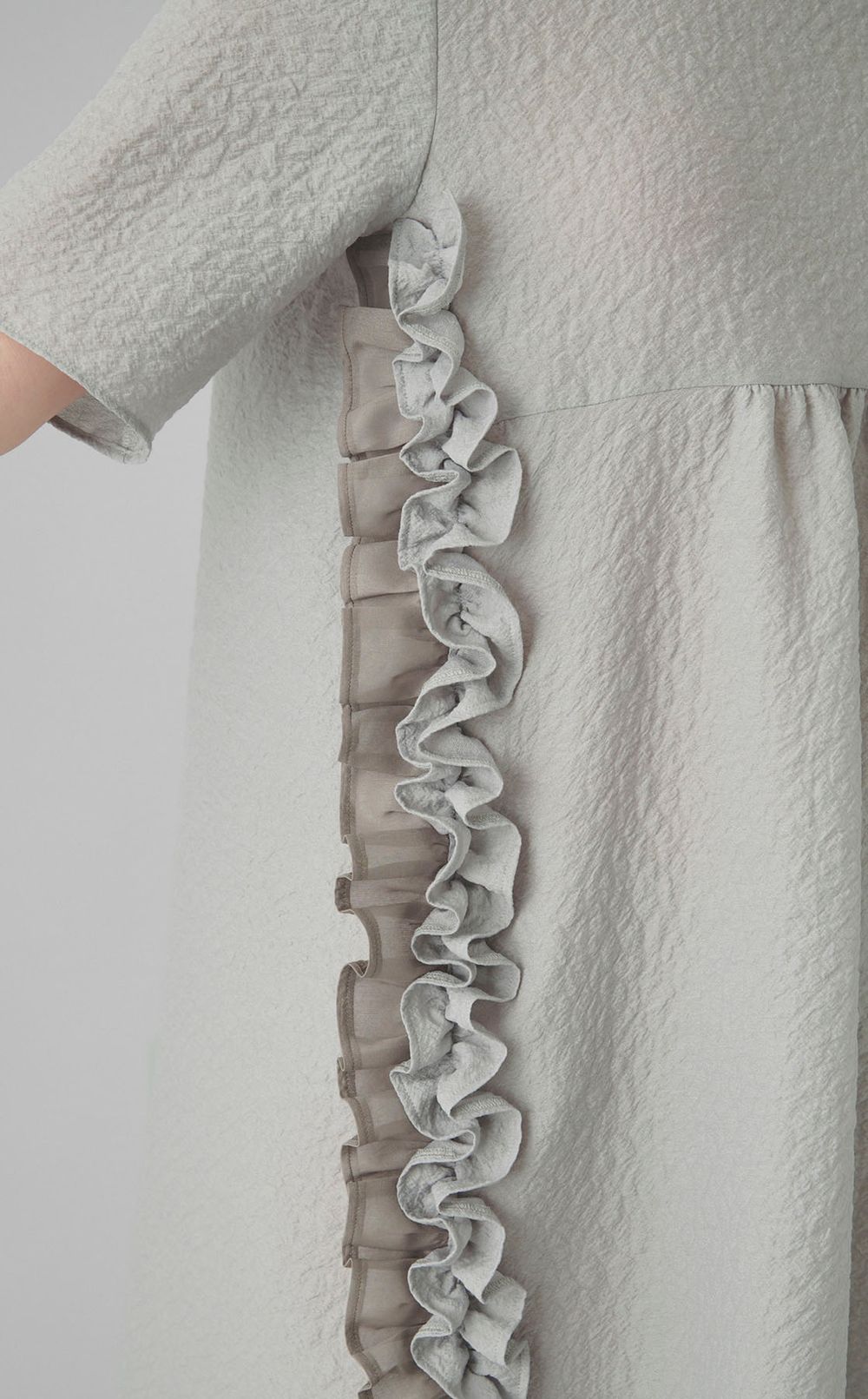 サイドフリルミニドレス