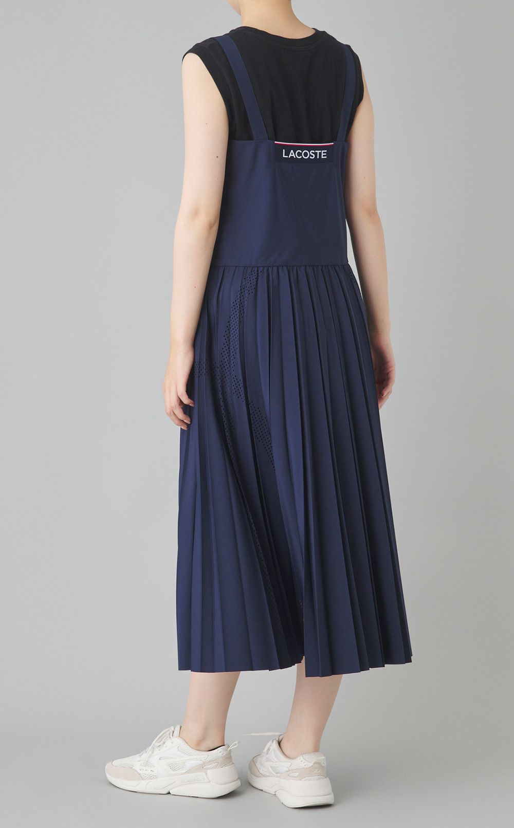 バックロゴキャミソールワンピース