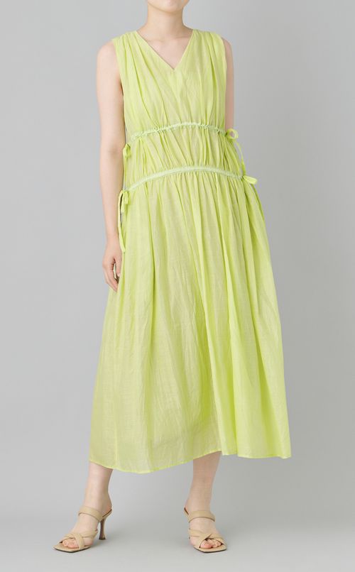 Vネックギャザーワンピース