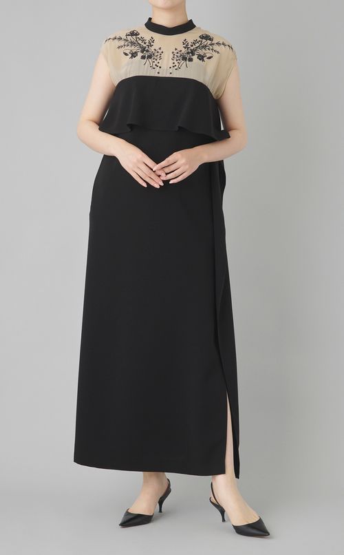 エンブロイダリードッキングドレス