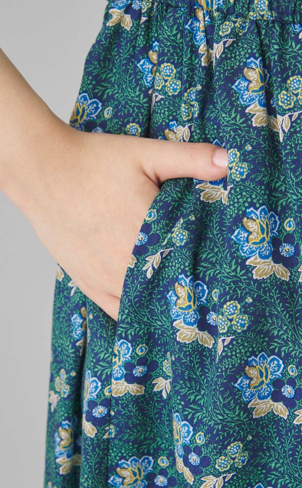 フラワープリントフリルワンピース