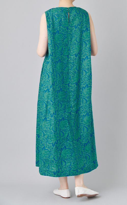 フラワープリントオーバータックドレス