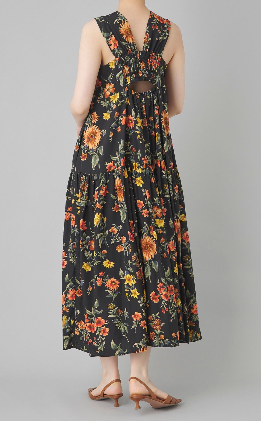 バックデザインフラワーマキシワンピース