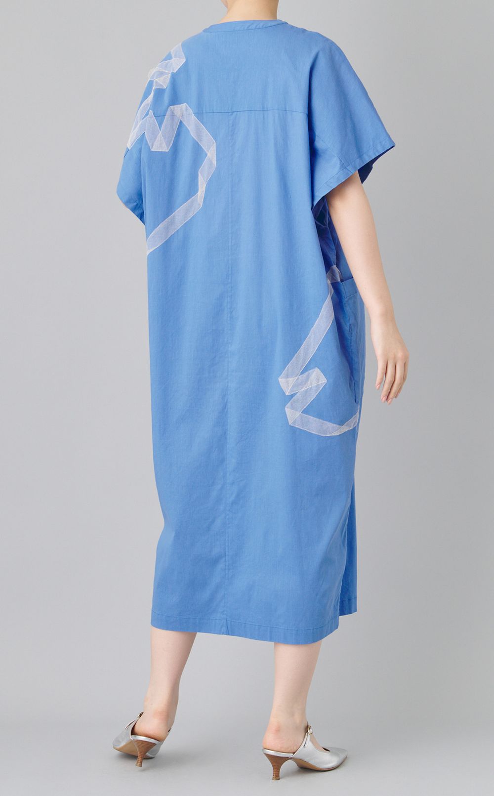 【reADdress】エンブロイダリーリネンワンピース