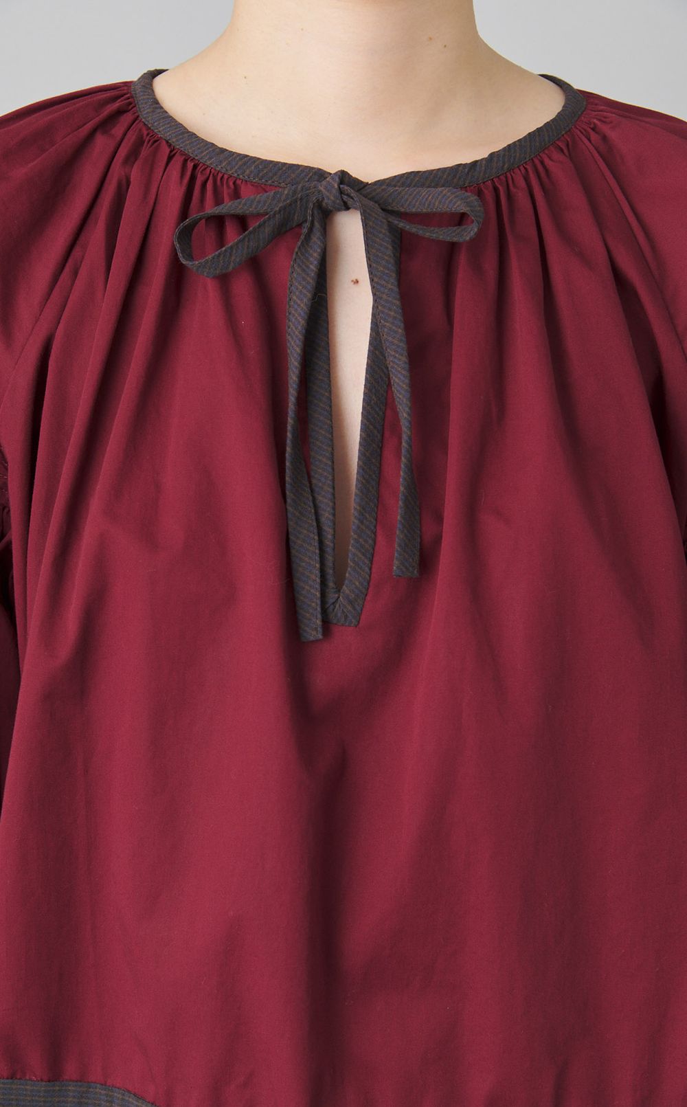 【reADdress】ボリュームスリーブバイカラーワンピース