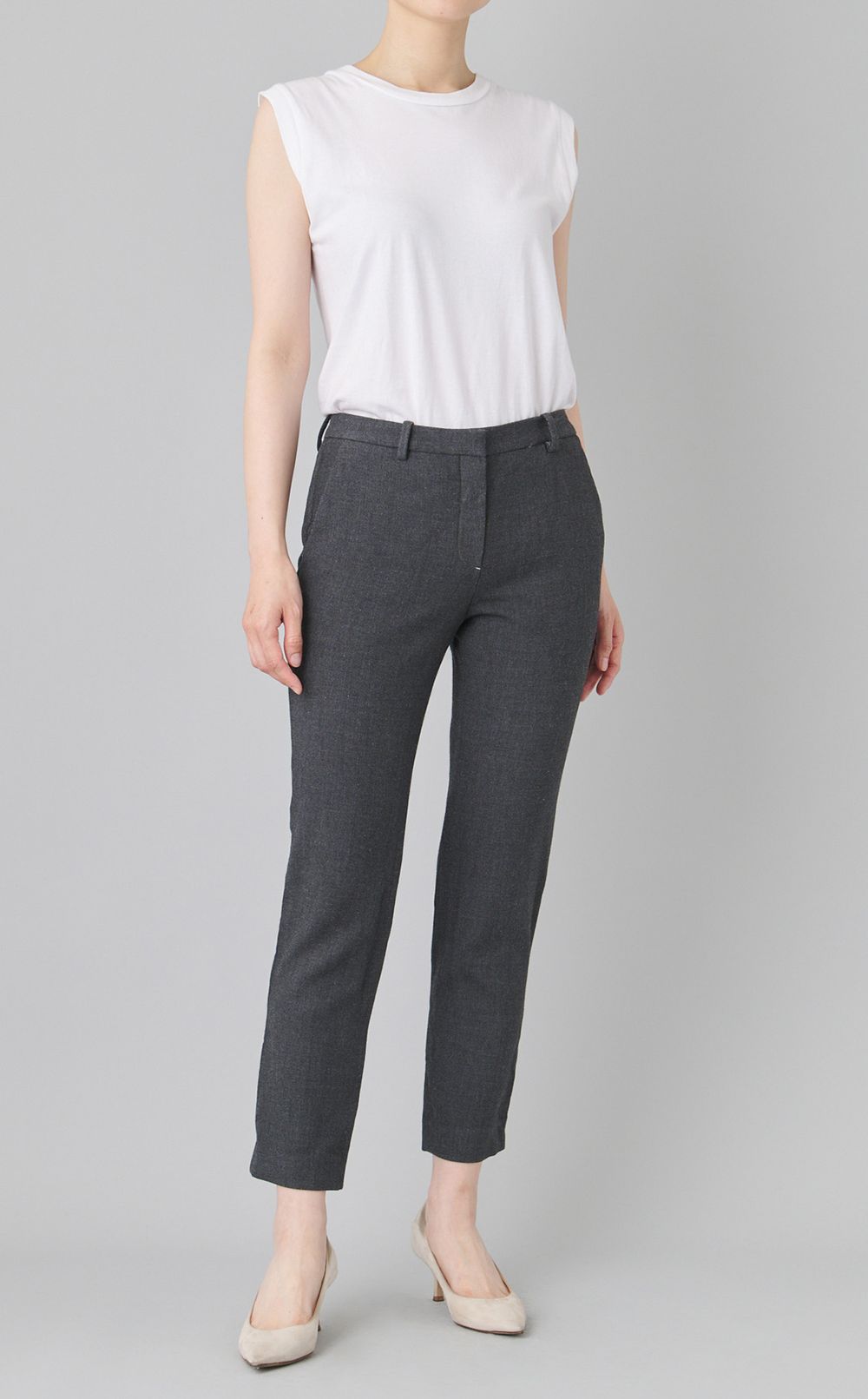 【reADdress】テーパードクロップドパンツ