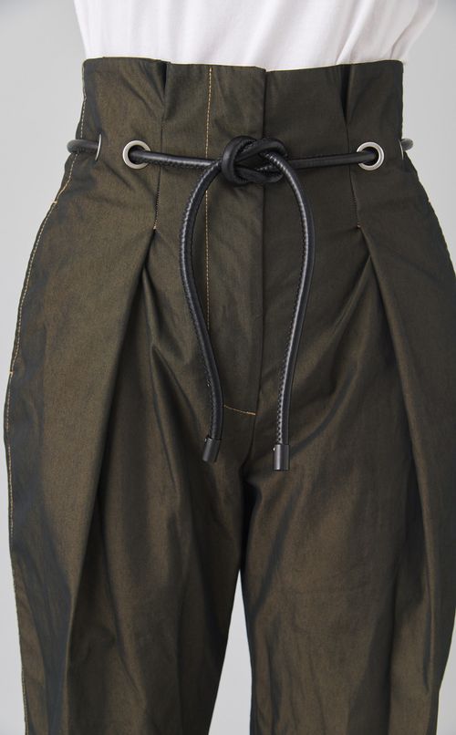 【reADdress】チノミドローコードオリガミタックパンツ