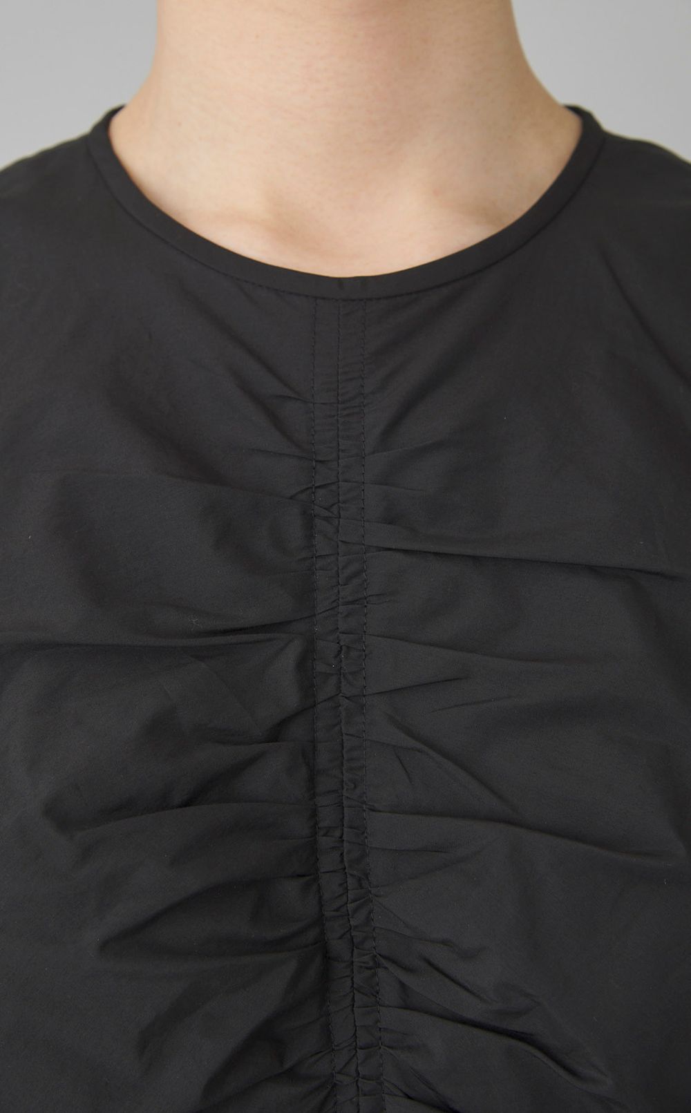 アシメトリーギャザーワンピース