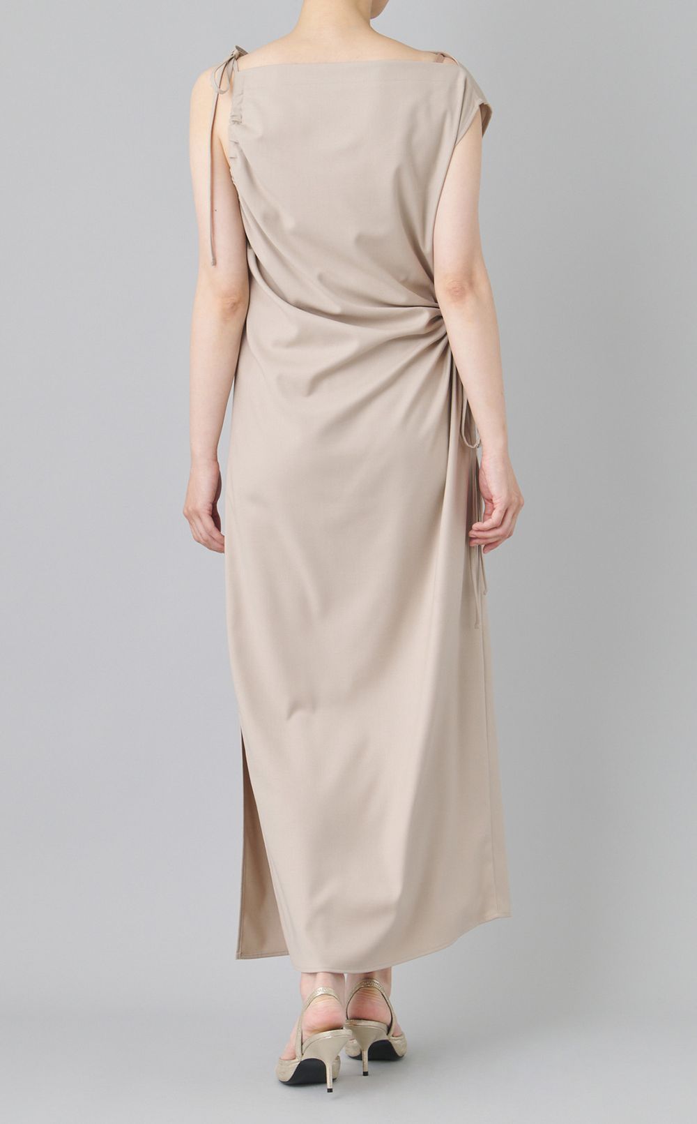 ドレープギャザーワンピース