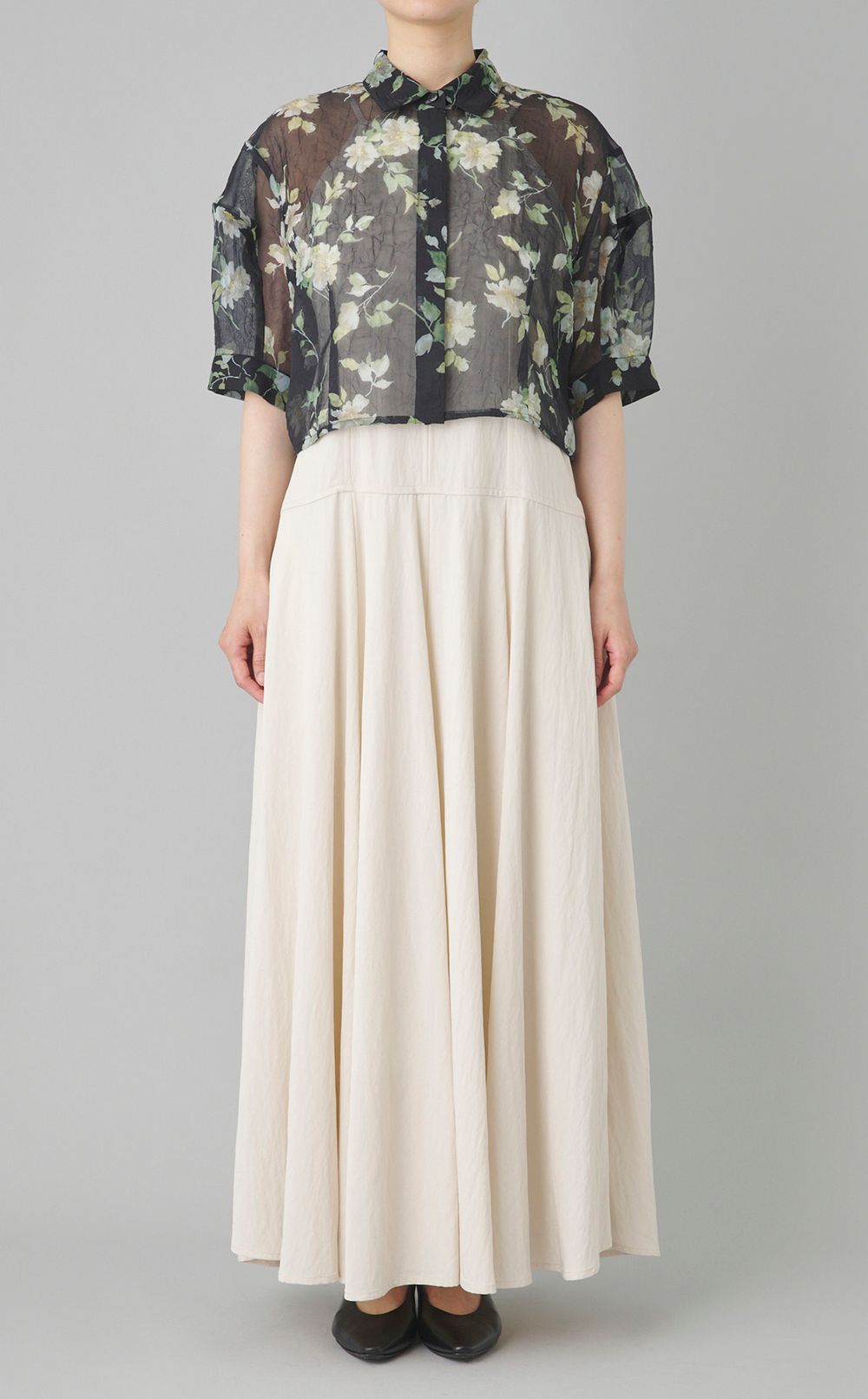 ノースリーブフレアワンピース