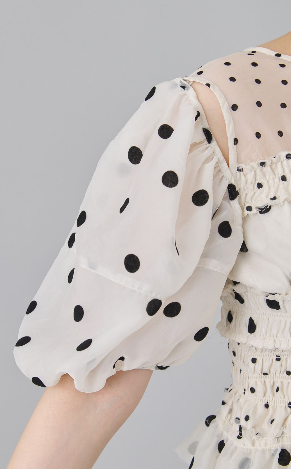 2wayスリーブドットブラウス