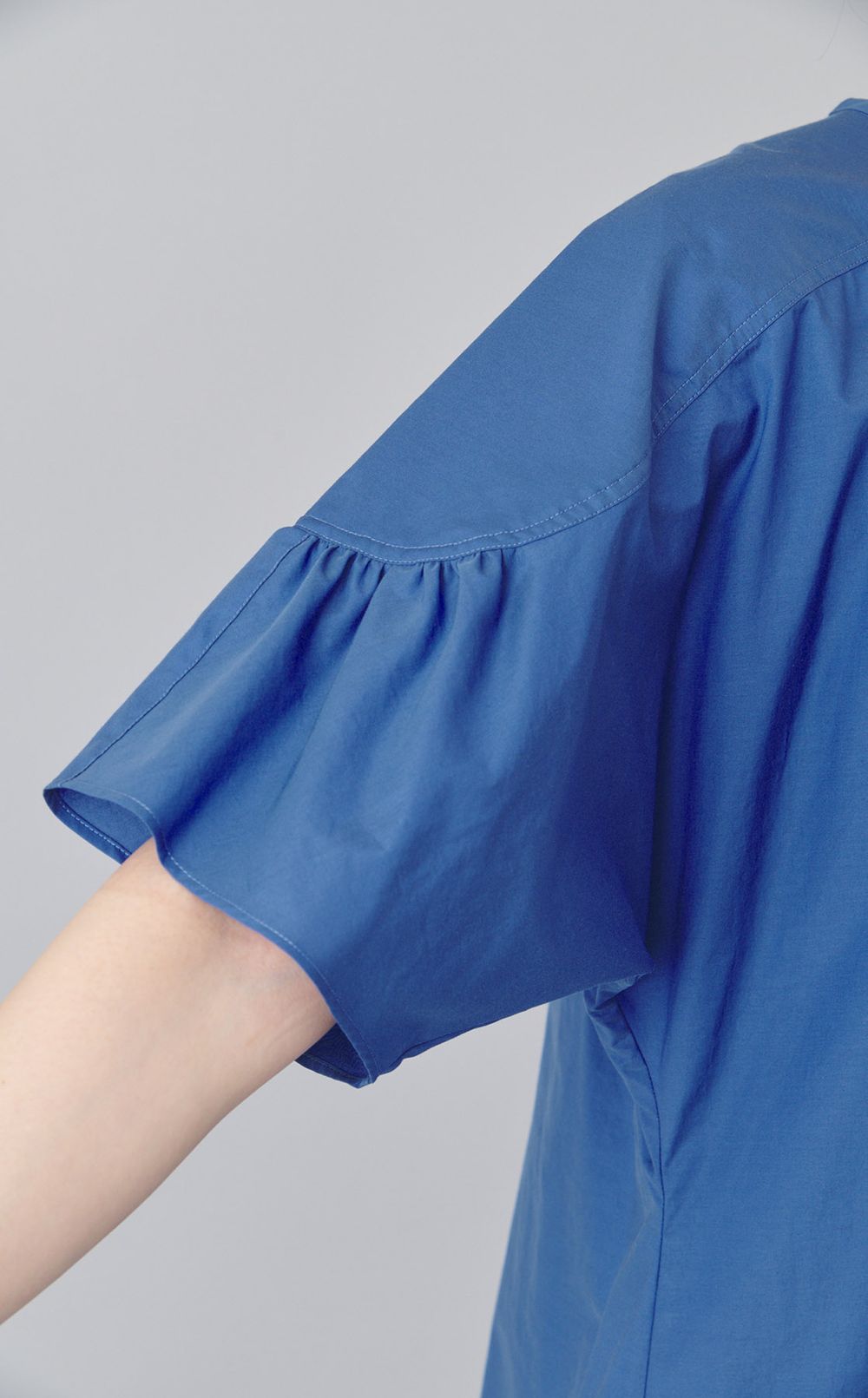 【別注】カーブスリーブフレアワンピース