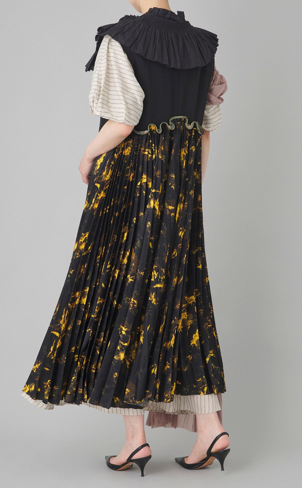 【reADdress】プリーツフリルロングジレ