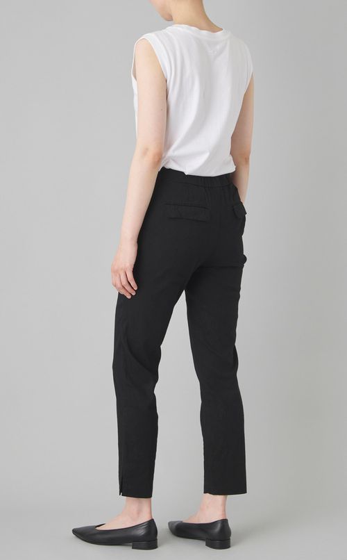 【reADdress】ストレッチテーパードスリムパンツ