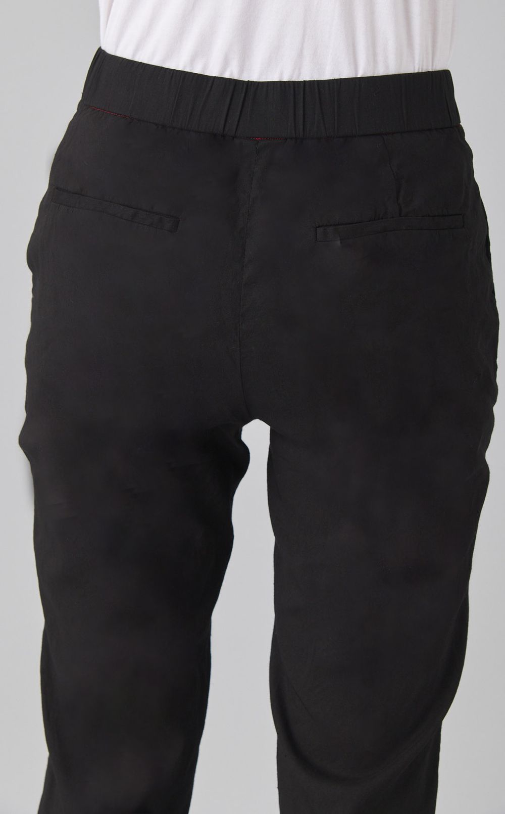 【reADdress】リネン混スリムテーパードパンツ