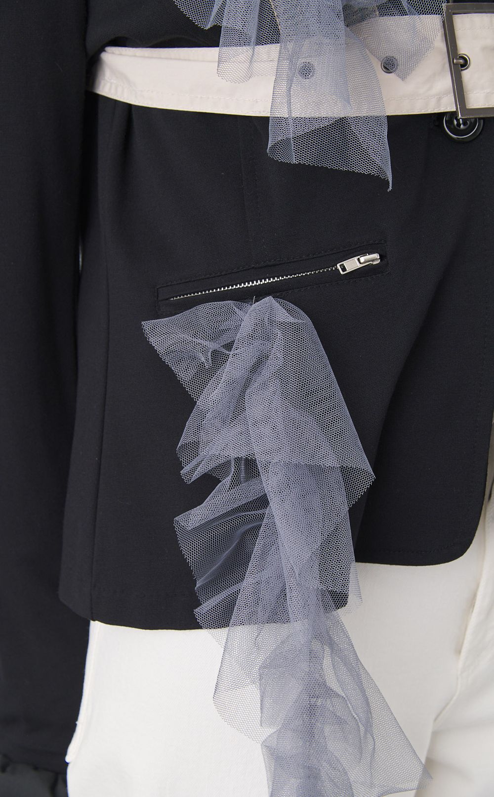 【reADdress】フリルジャケット＆ガーター