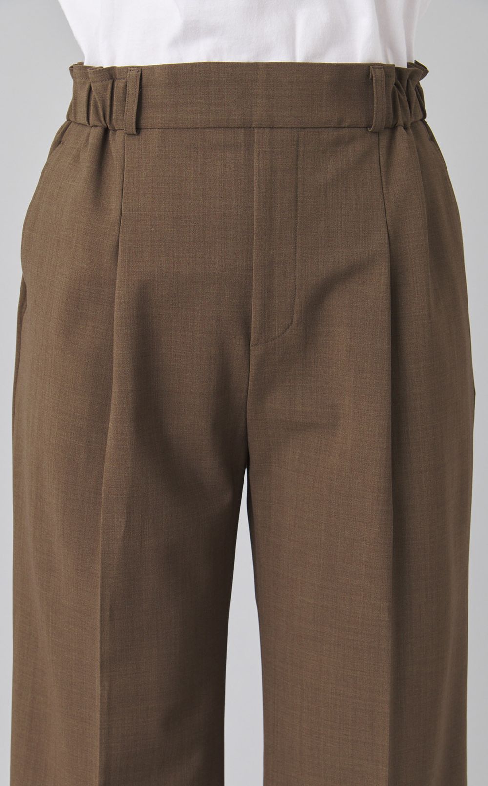 ストレッチウールストレートパンツ