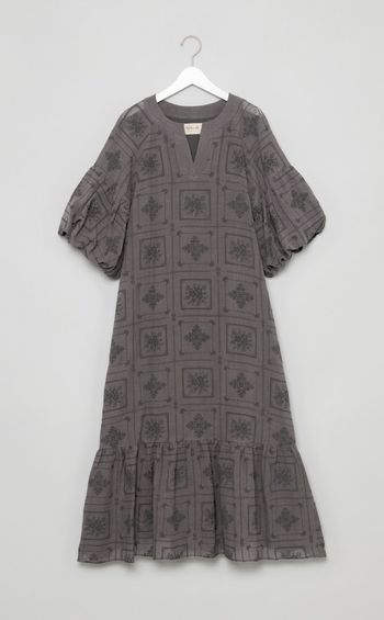 タイルプリントコットンリネワンピース