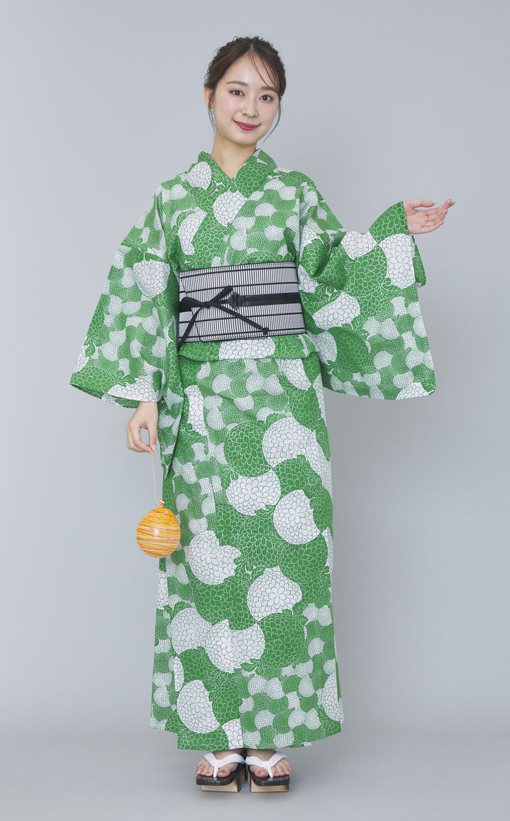 ポンポン菊柄 浴衣