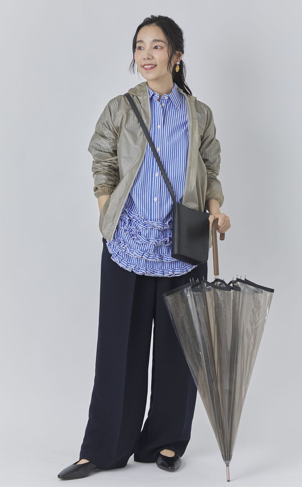 ストライプフリルプルオーバーブラウス