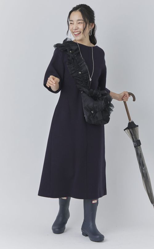 フリルストラップバッグ