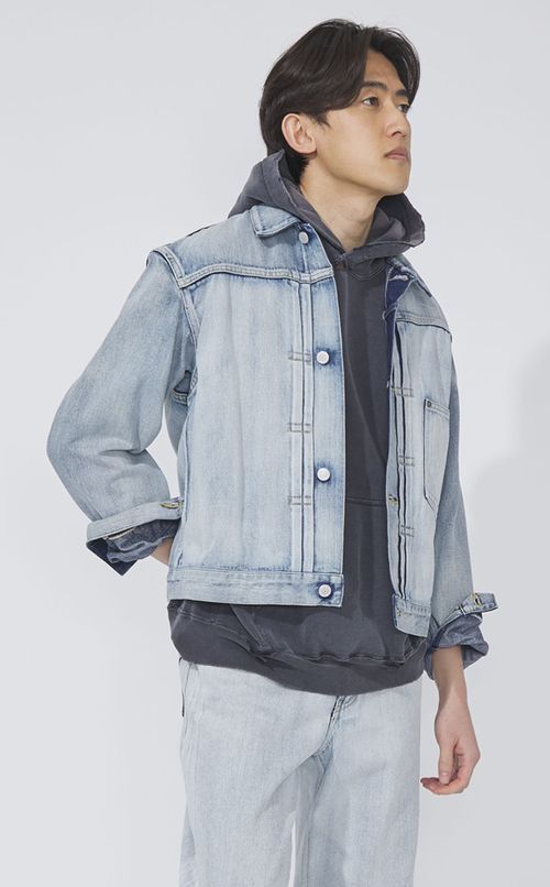 バックロゴフーディベスト