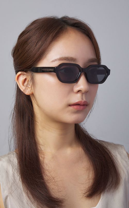 BE007サングラス