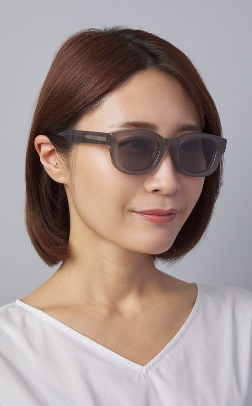 BE001サングラス