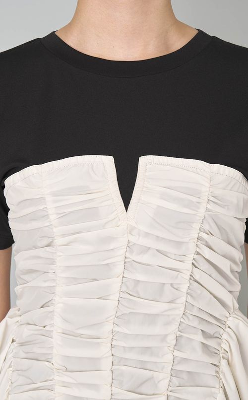 タフタペプラムドッキングTシャツ