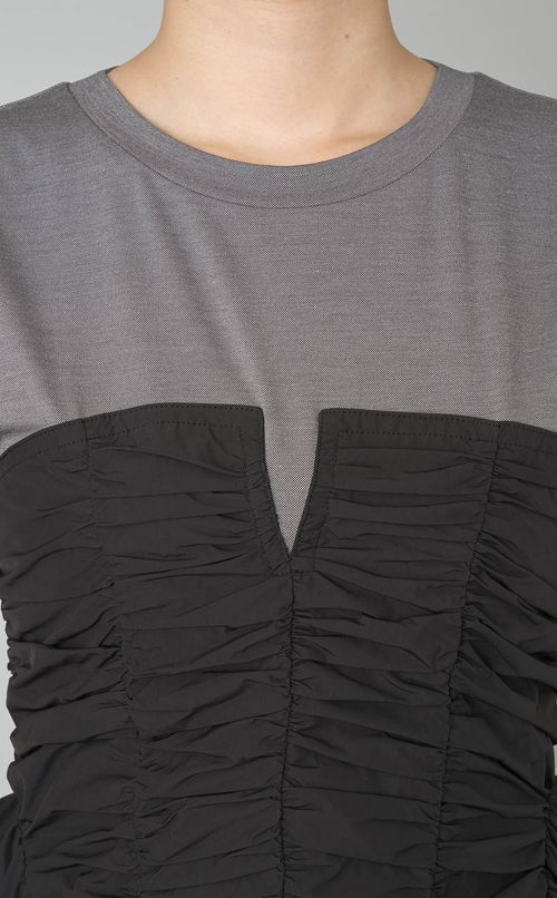 タフタペプラムドッキングTシャツ