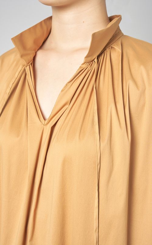 パフスリーブフレアワンピース