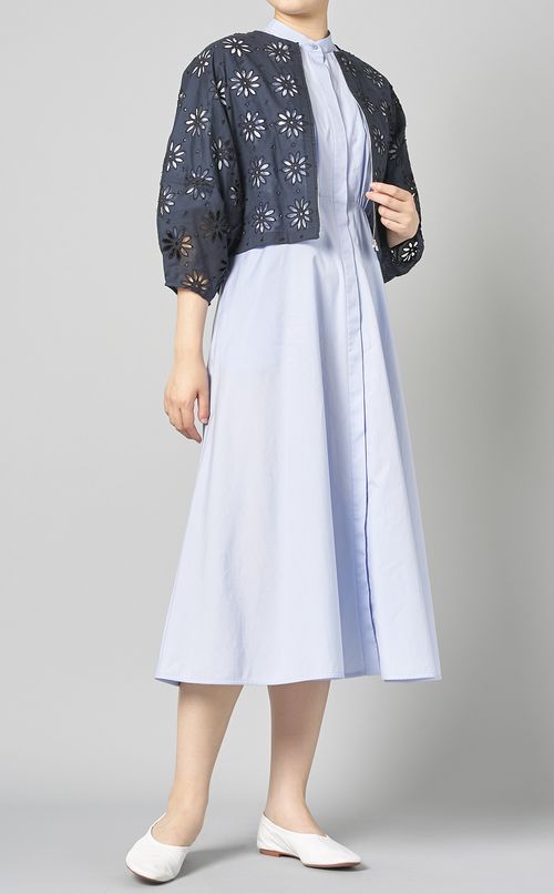 スタンドカラーギャザーワンピース