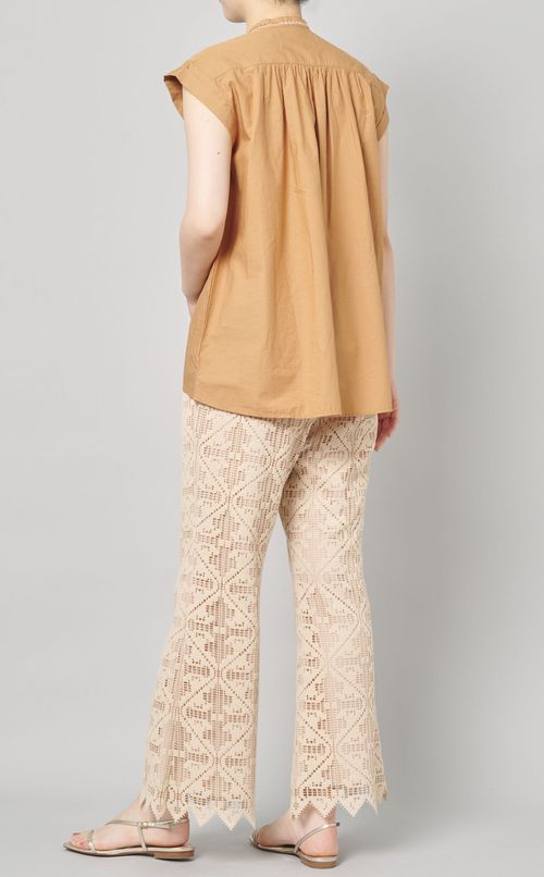 コットンピンタックブラウス