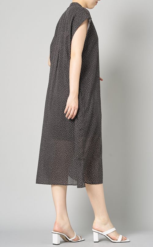 ドットプリントスタンドカラーワンピース