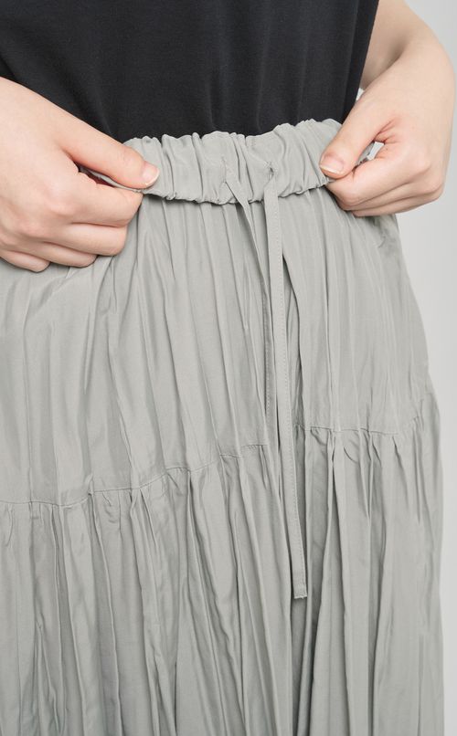 ティアードプリーツスカート