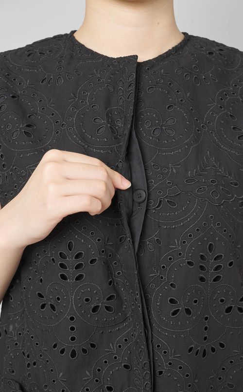 レースノーカラージレブラウス