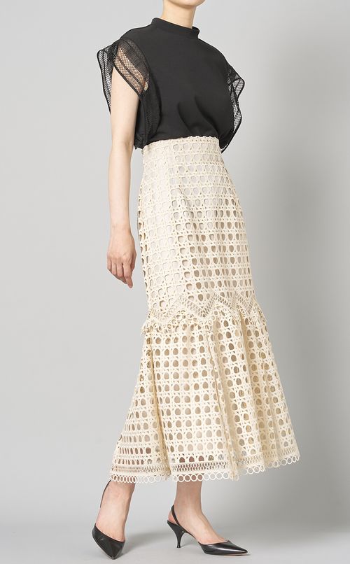 レースプルオーバー