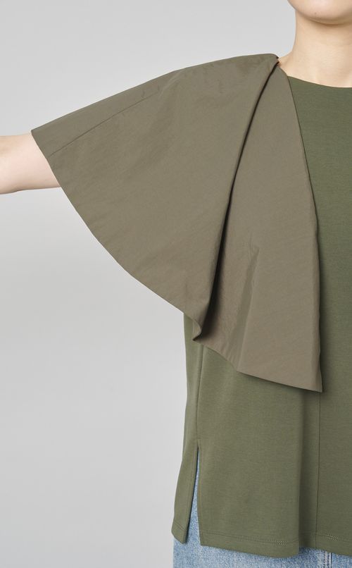 フレアスリーブカットソー