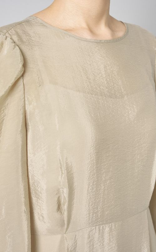 シアーオーガンジーバックVワンピース