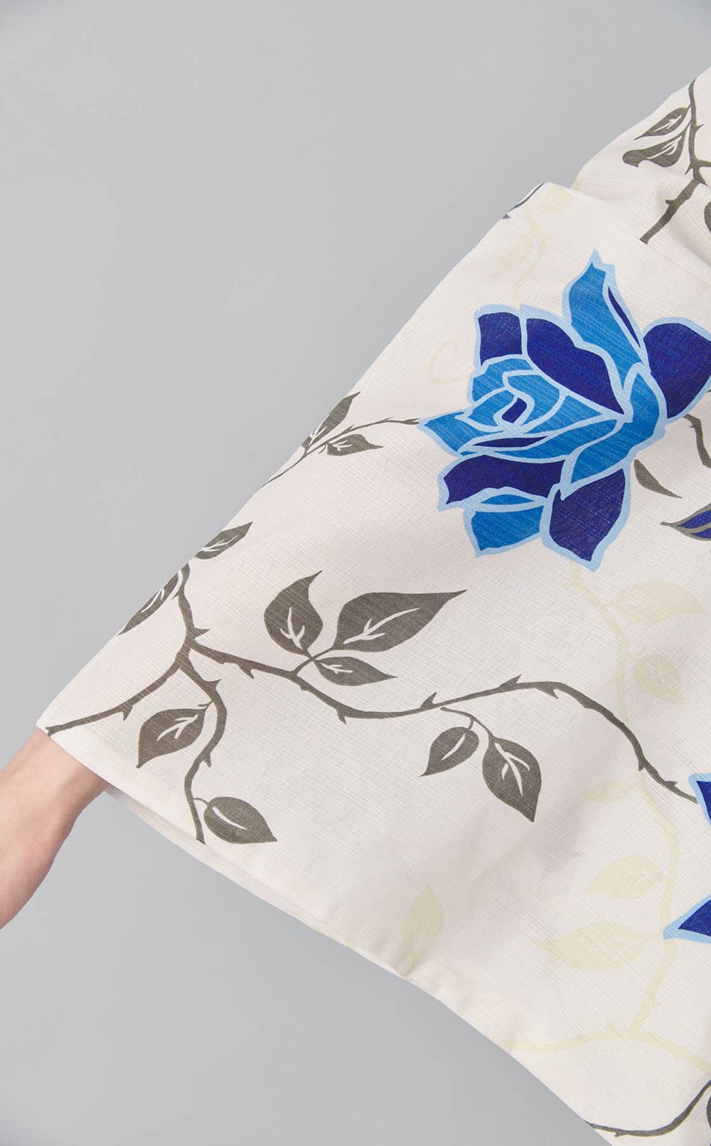 浴衣ブルーローズ