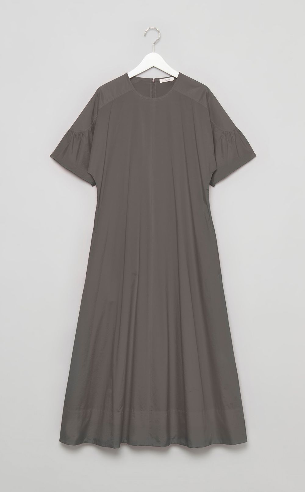 【別注】カーブスリーブフレアワンピース